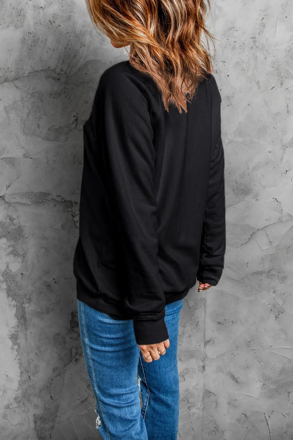 BOO Round Neck Long Sleeve Sweatshirt