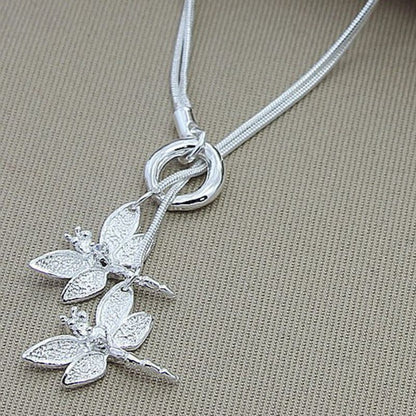 Silver-Plated Dragonfly Lariat Necklace with Crystal Accents – Elegant Nature-Inspired Design