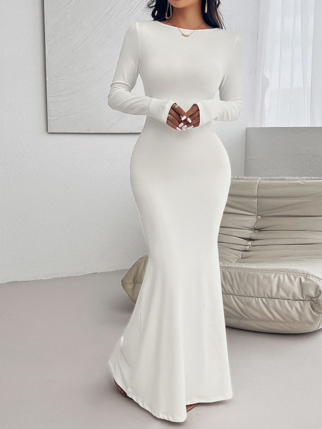 Backless Round Neck Long Sleeve Maxi Dress