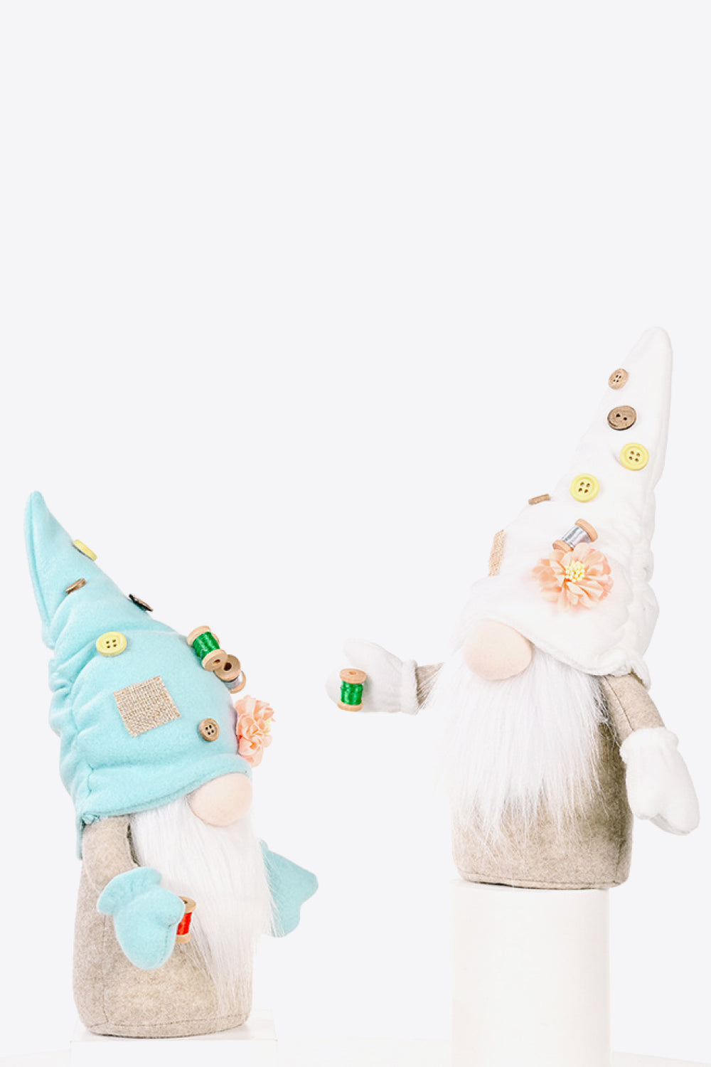 2-Pack Buttoned Faceless Gnomes