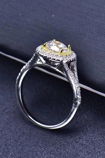 1 Carat Two-Tone Moissanite Ring