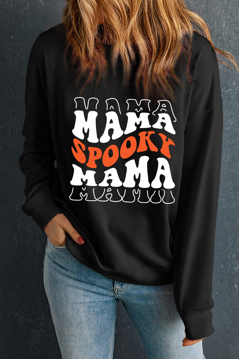 Round Neck Long Sleeve SPOOKY MAMA Sweatshirt